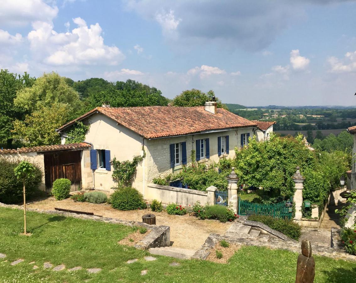 Bed and Breakfast Grange Bleuet à Aubeterre-sur-Dronne Extérieur photo