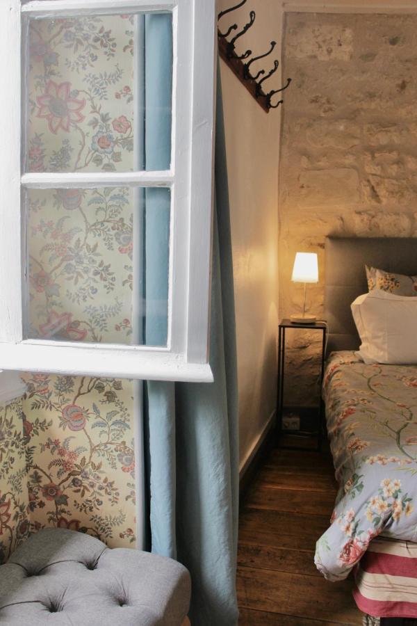 Bed and Breakfast Grange Bleuet à Aubeterre-sur-Dronne Extérieur photo