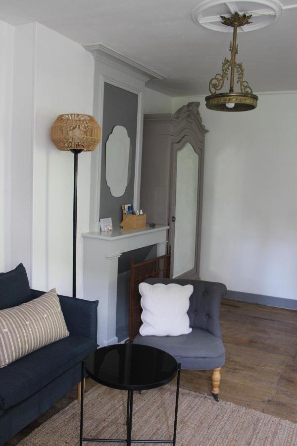 Bed and Breakfast Grange Bleuet à Aubeterre-sur-Dronne Extérieur photo