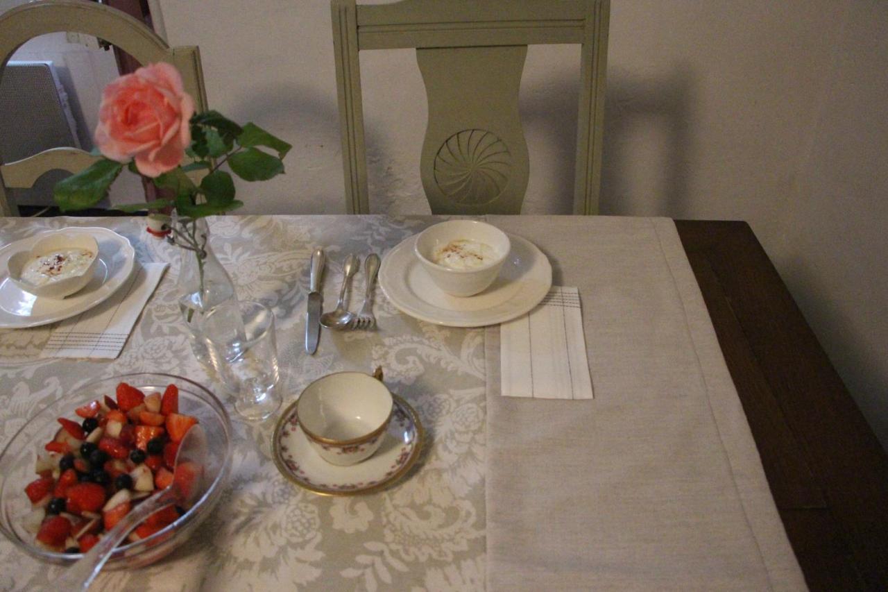 Bed and Breakfast Grange Bleuet à Aubeterre-sur-Dronne Extérieur photo
